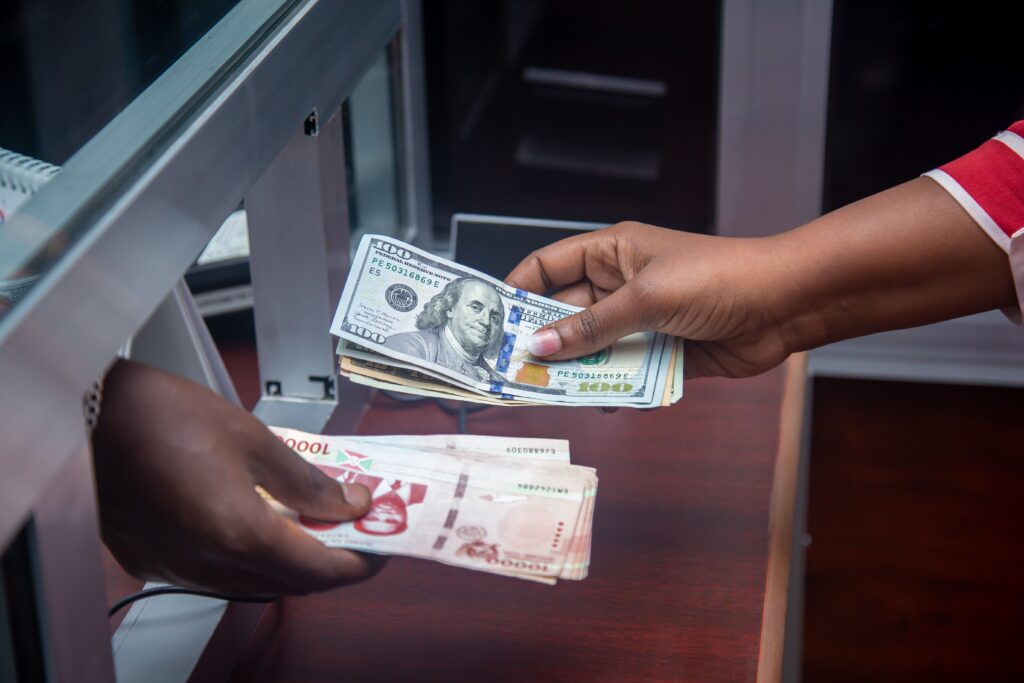 Jasa konsultan pajak Bali untuk bisnis money changer dan penukaran valuta asing